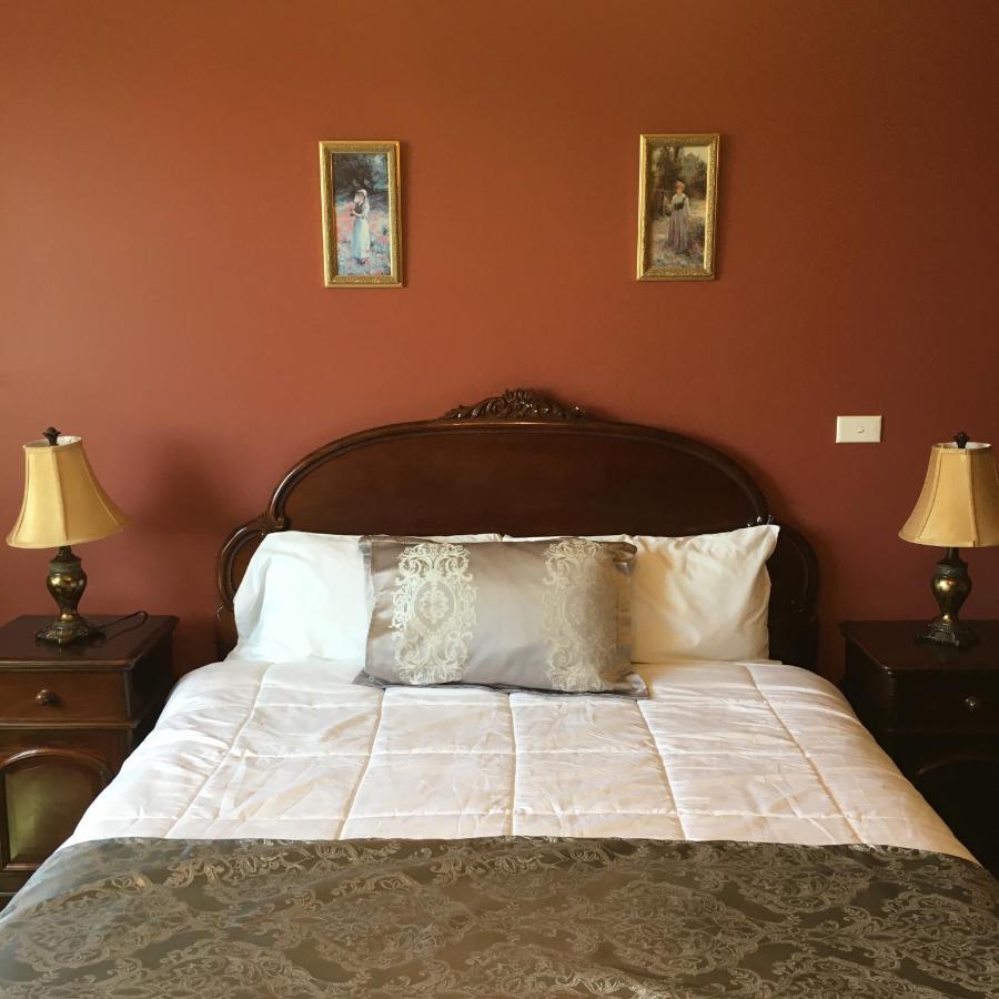 Toorak Manor Hotel Melbourne Buitenkant foto