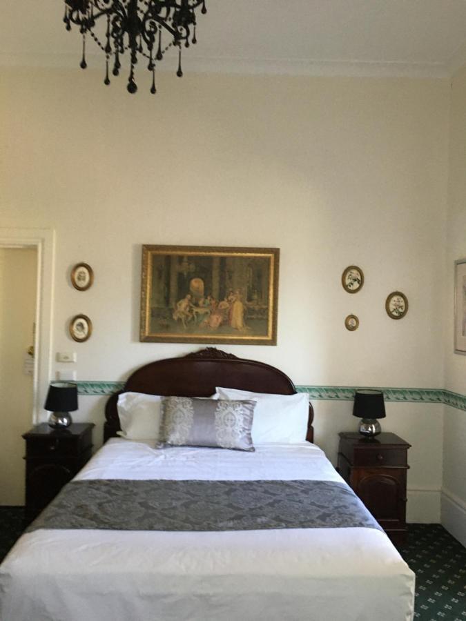 Toorak Manor Hotel Melbourne Buitenkant foto