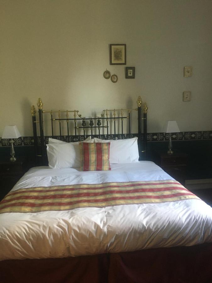 Toorak Manor Hotel Melbourne Buitenkant foto