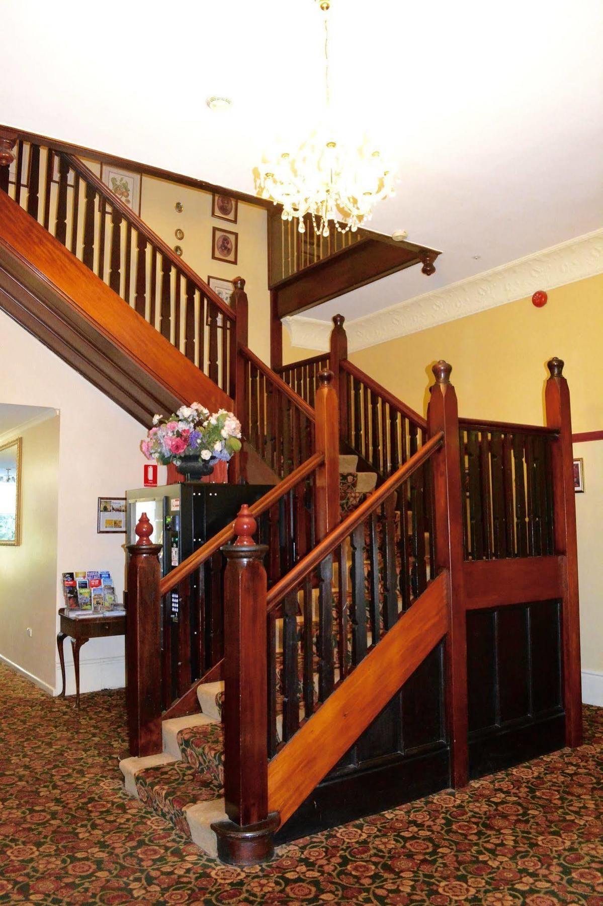 Toorak Manor Hotel Melbourne Buitenkant foto